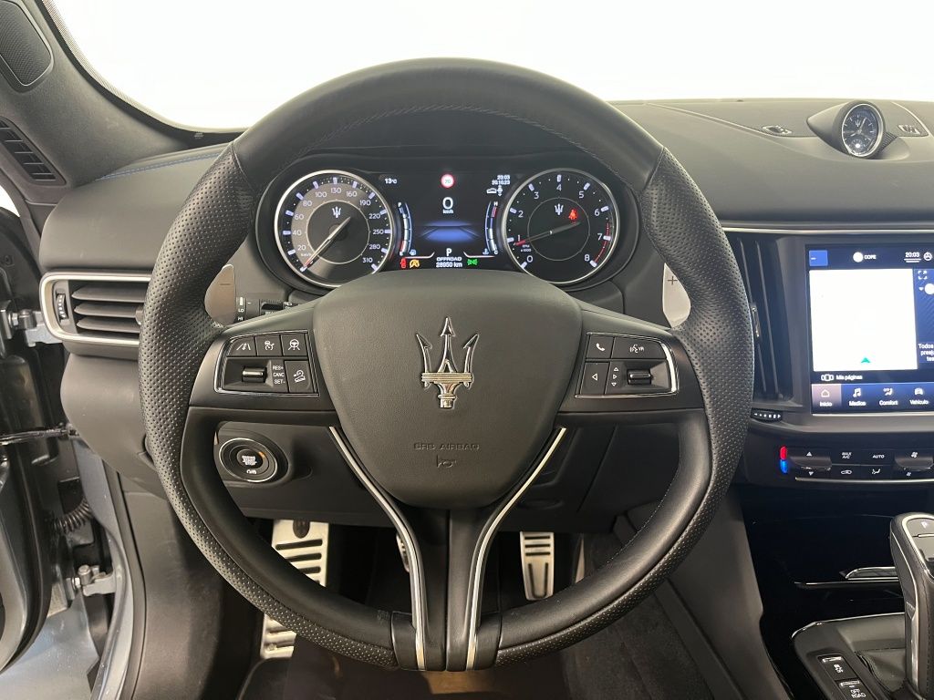 Maserati levante 330 gt aut.