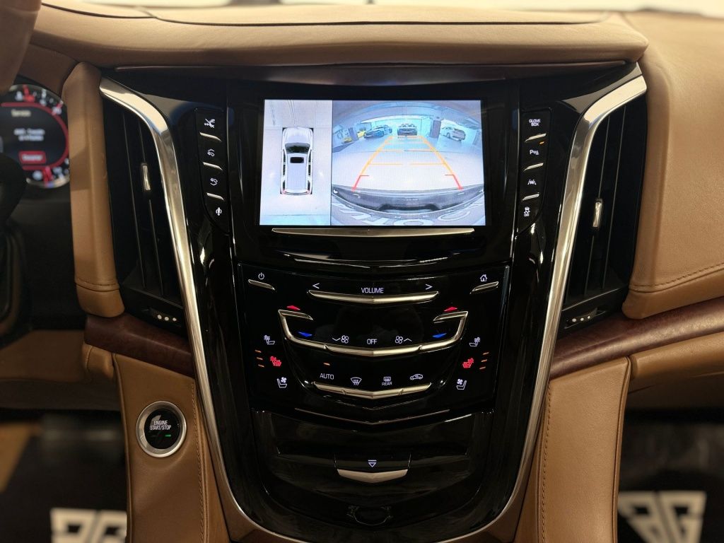Cadillac escalade esv 6.2l v8 luxury 4wd