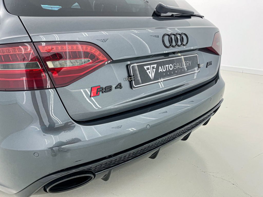 Audi a4 rs 4 avant 4.2 tfsi quattro s-tronic
