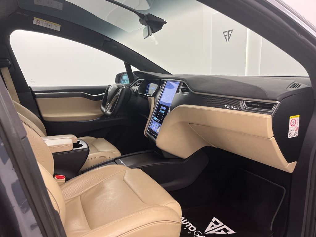 Tesla model x 90d awd