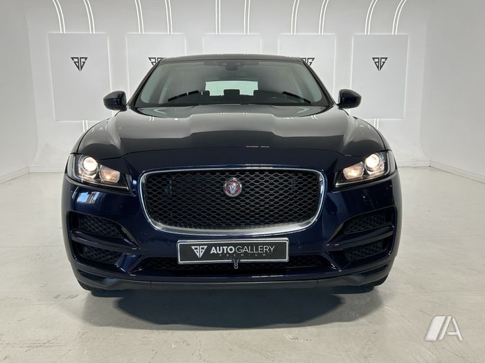 Jaguar f-pace 2.0i4d portfolio rwd 180