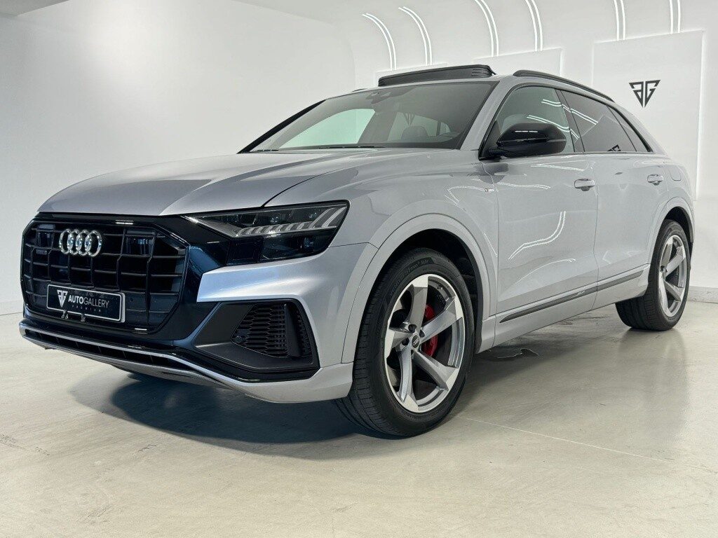 Audi q8 60 tfsie s line plus quattro