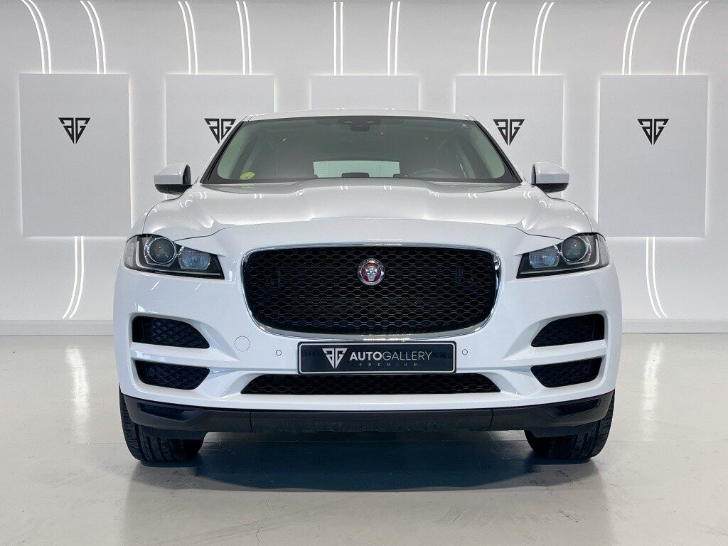 Jaguar f-pace 2.0i4d pure rwd 163