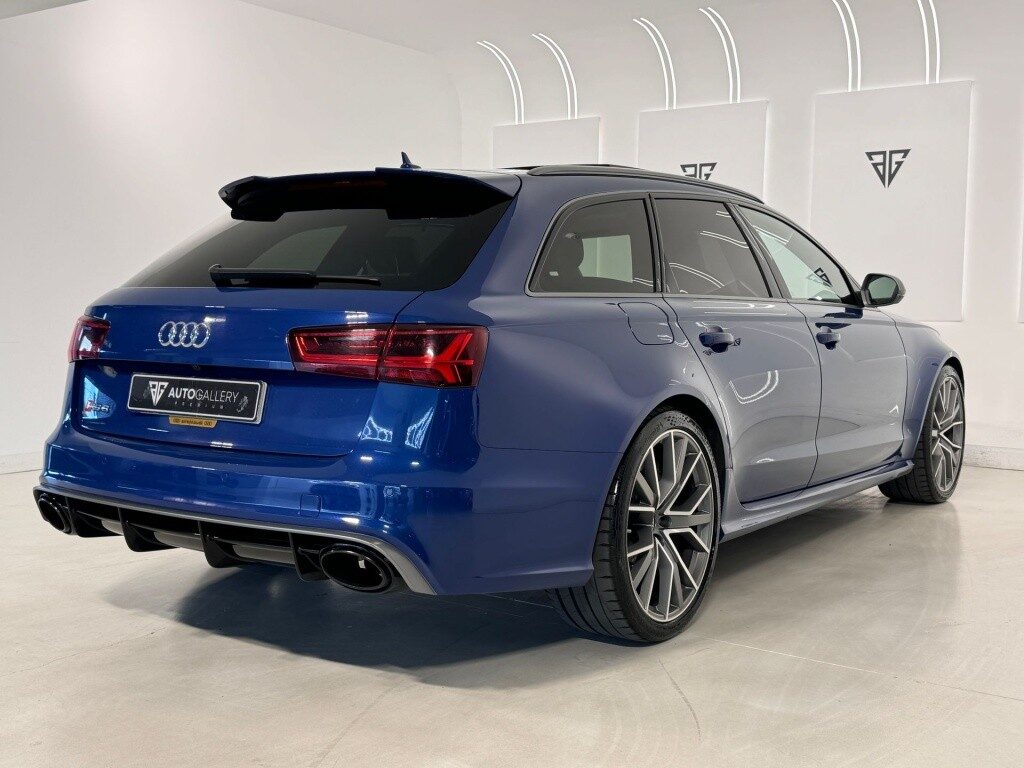 Audi a6 rs 6 avant 4.0 tfsi performance q. tip.