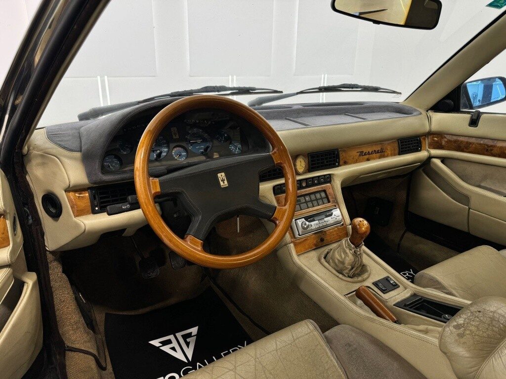 Maserati biturbo spyder e