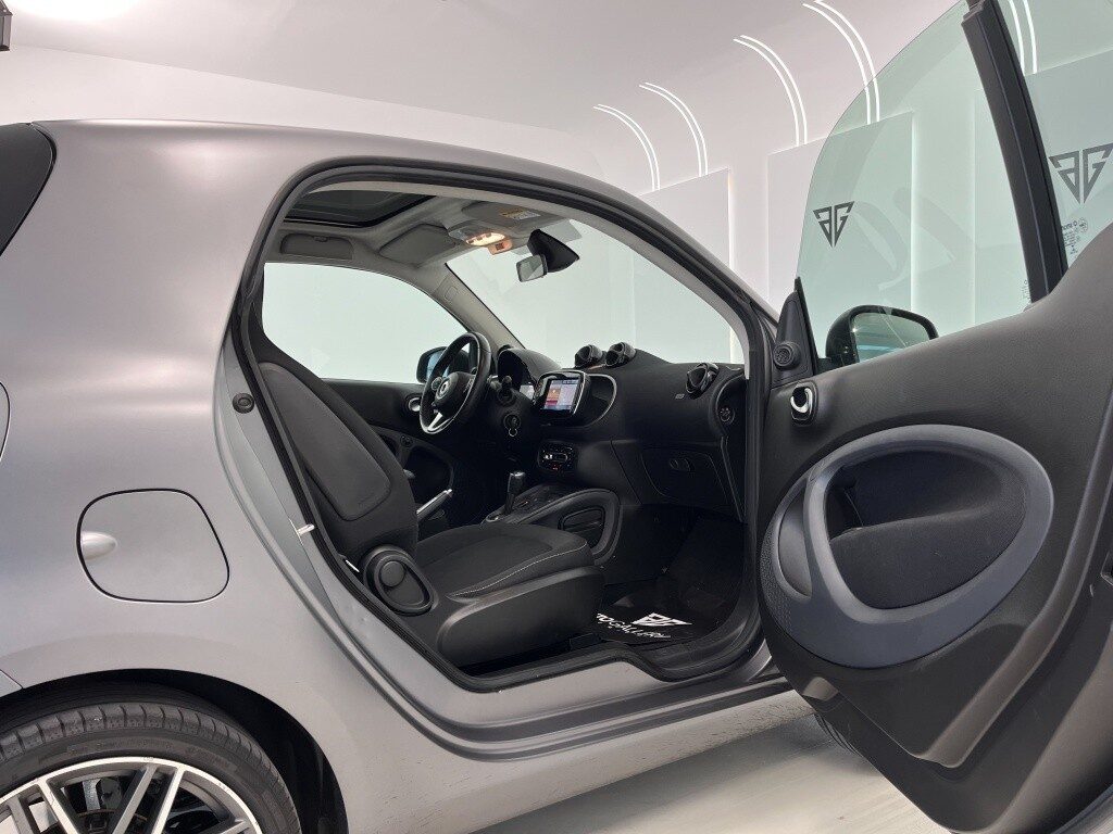 Smart fortwo coupé 66 passion aut.