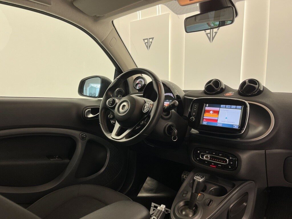 Smart fortwo coupé 66 passion aut.