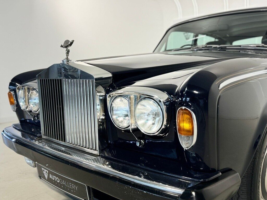 Rolls-royce silver shadow ii