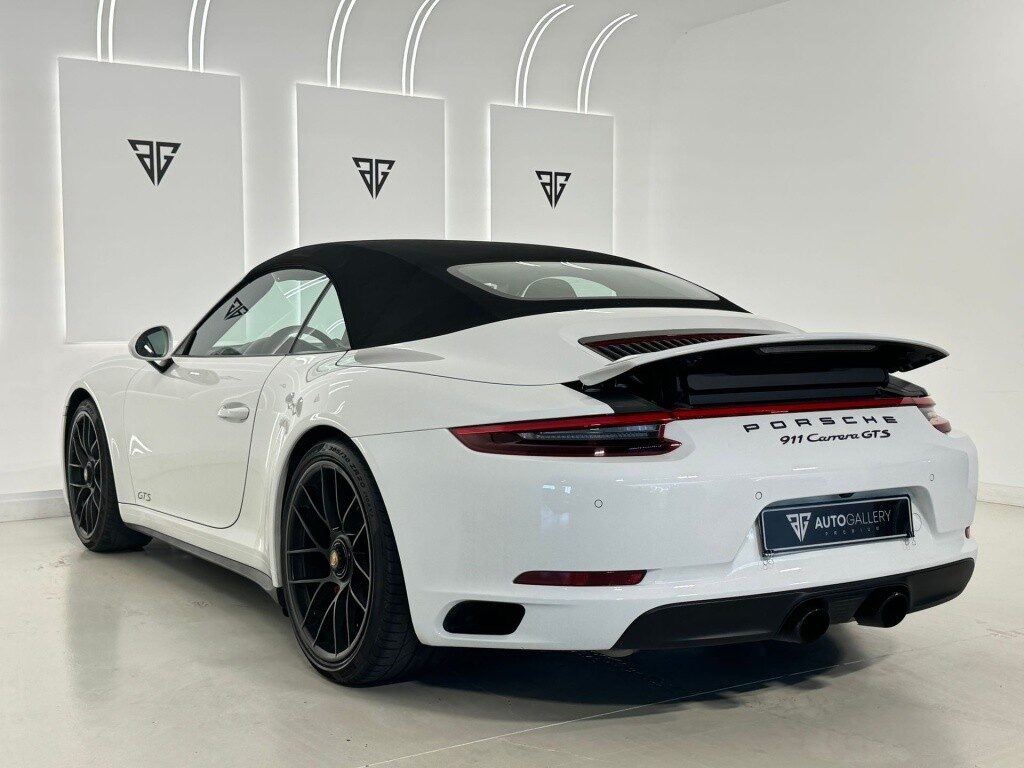 Porsche 911 carrera 4 gts cabriolet pdk