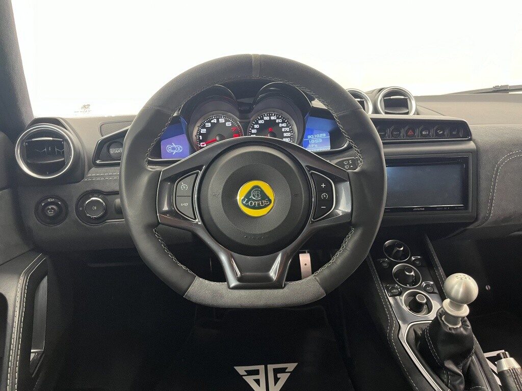 Lotus evora 400