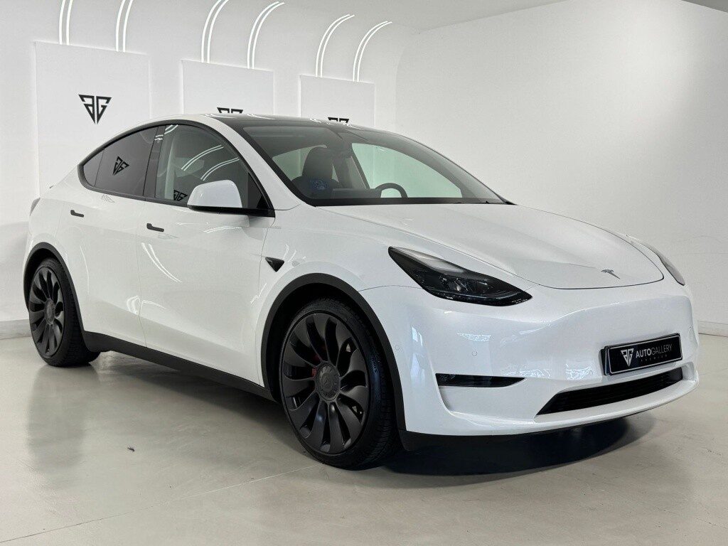 Tesla model y performance awd