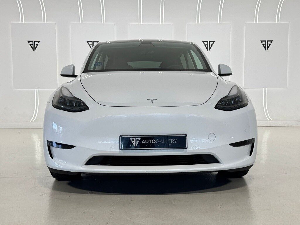 Tesla model y performance awd