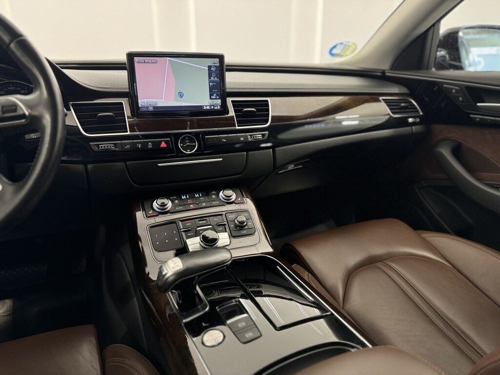 Audi a8 hybrid 2.0 tfsi tiptronic