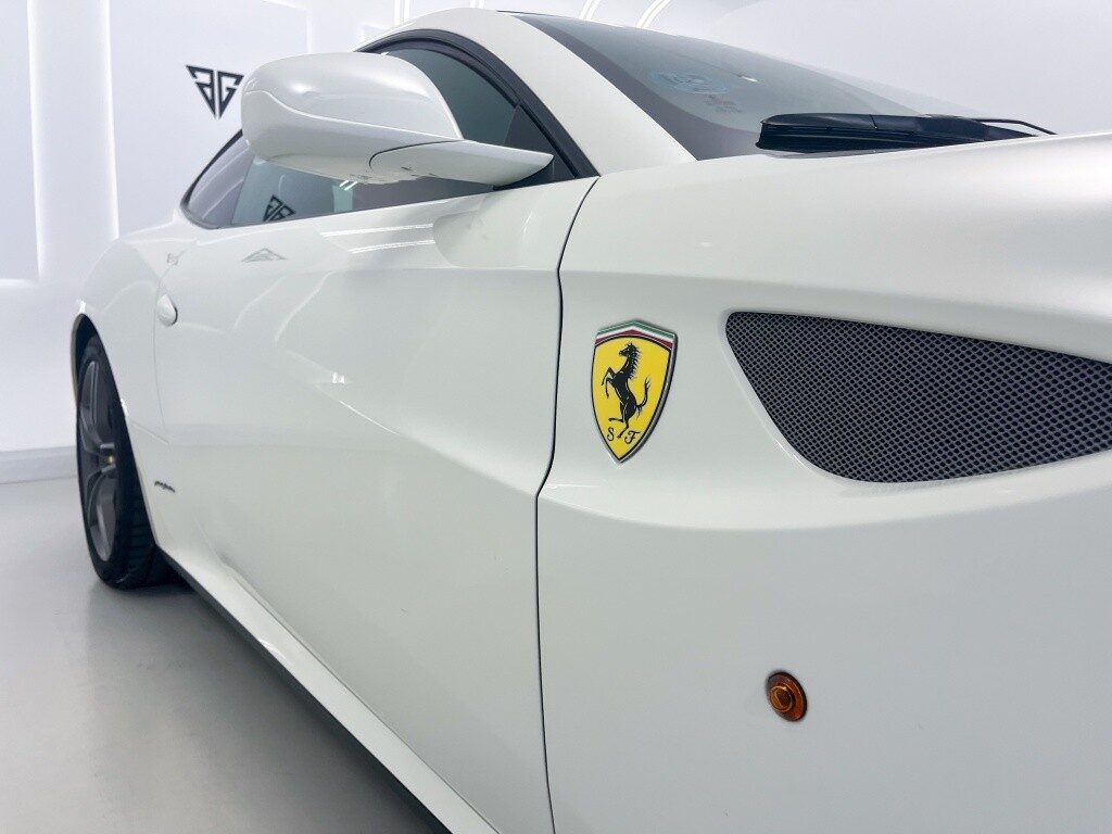 Ferrari ff