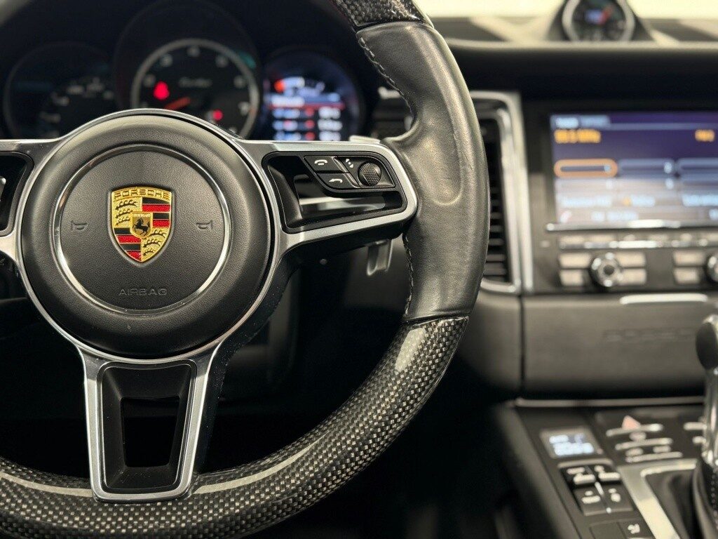 Porsche macan turbo aut.