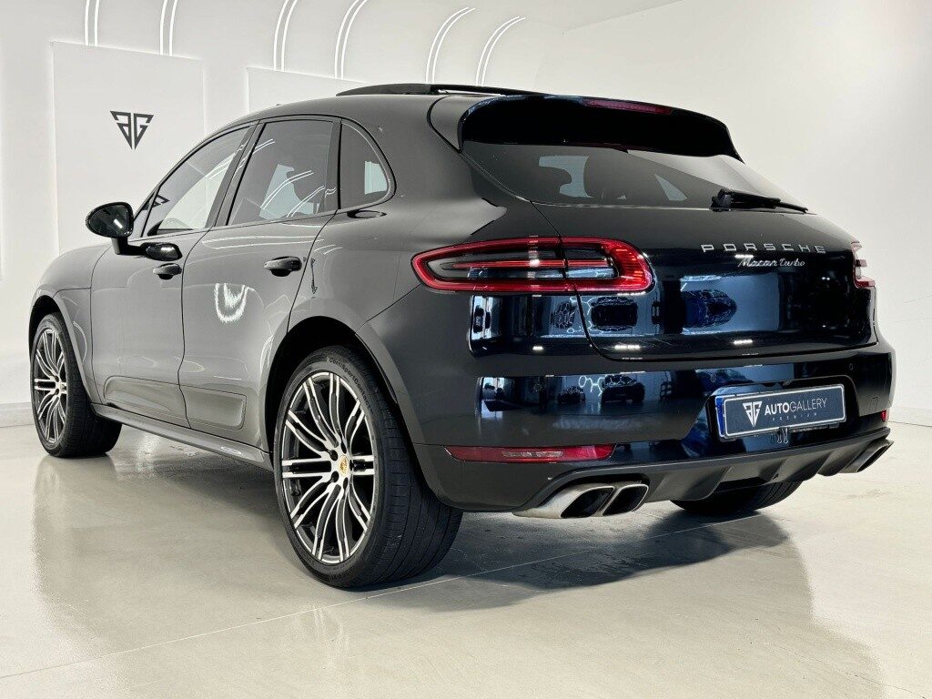 Porsche macan turbo aut.