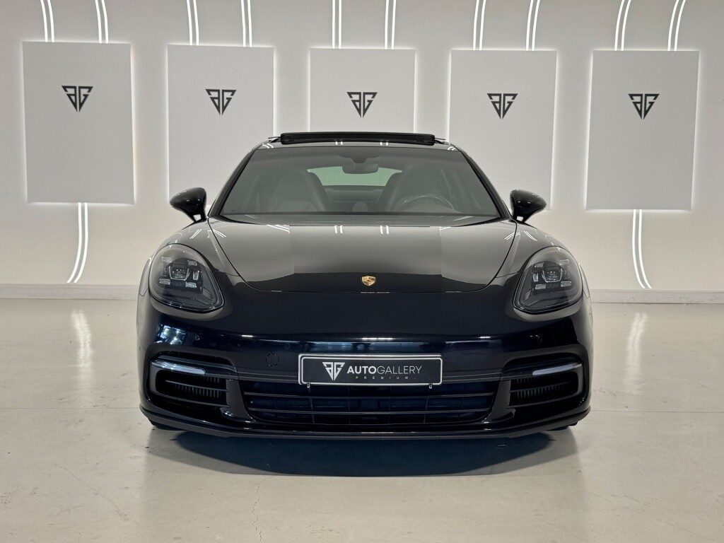 Porsche panamera 4 e-hybrid