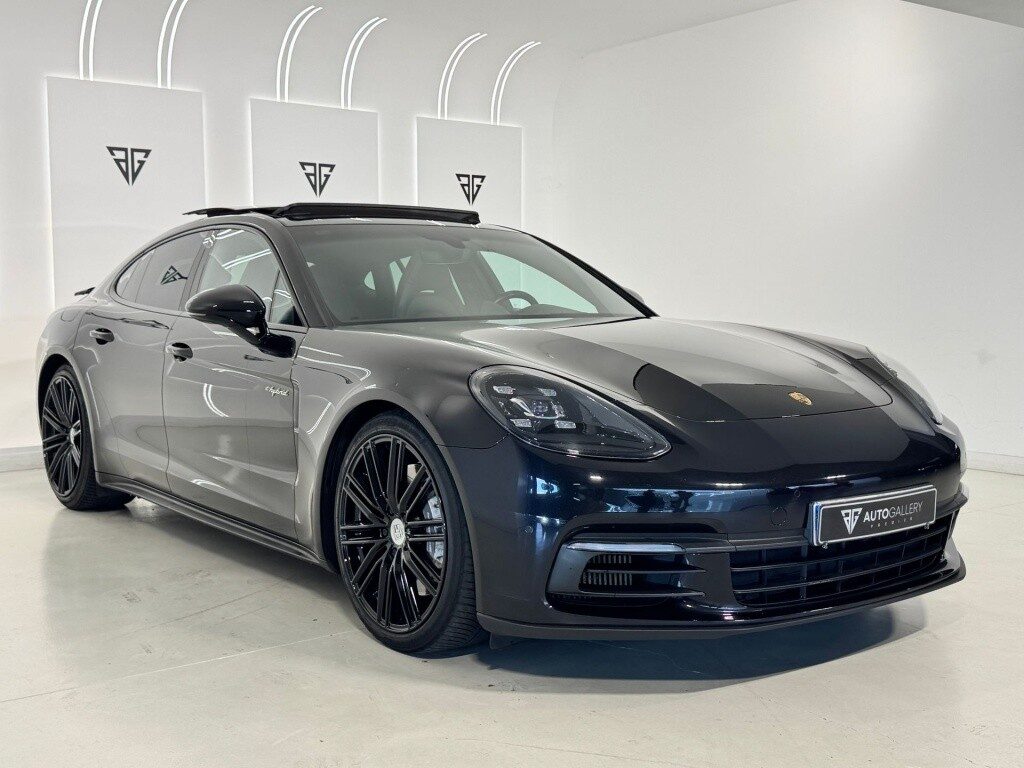 Porsche panamera 4 e-hybrid