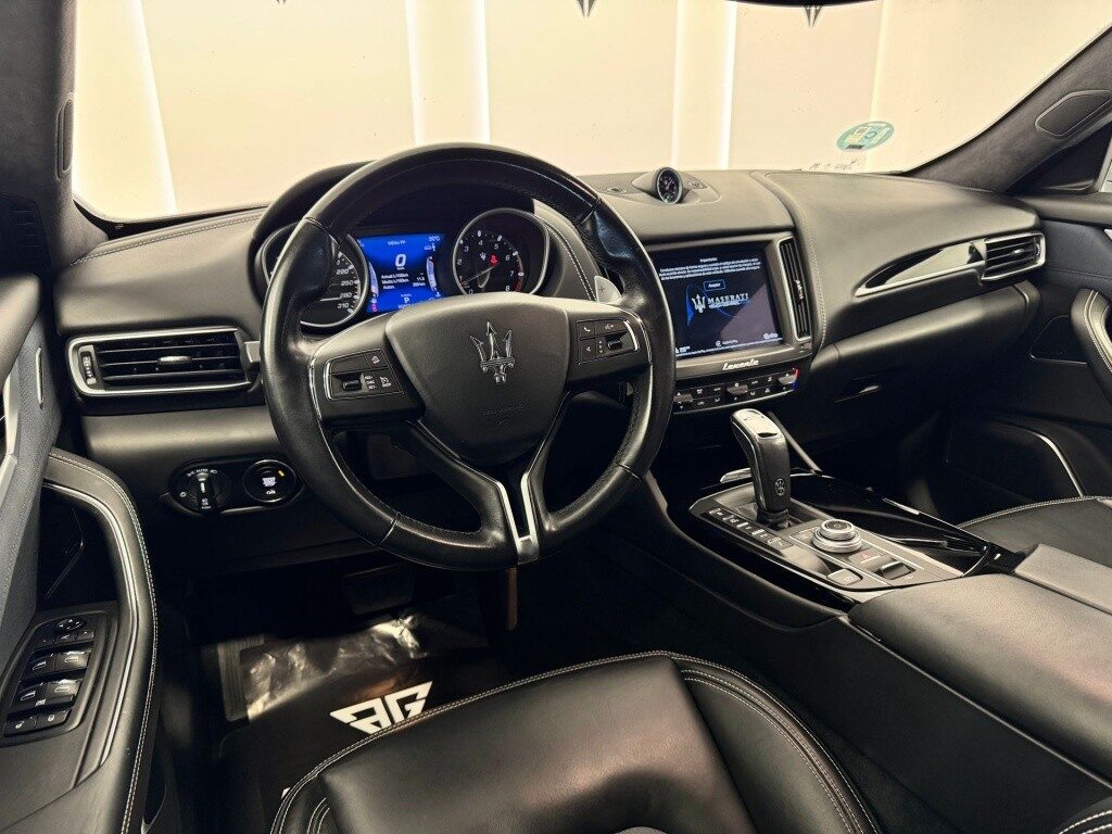 Maserati levante 350 granlusso aut.