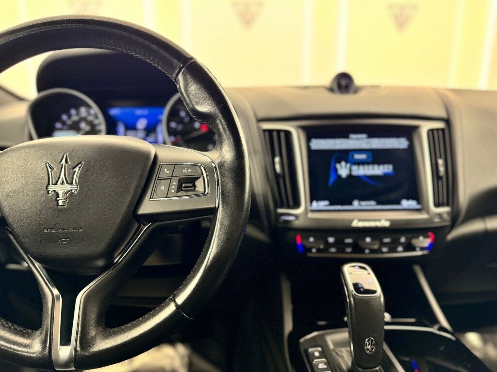 Maserati levante 350 granlusso aut.