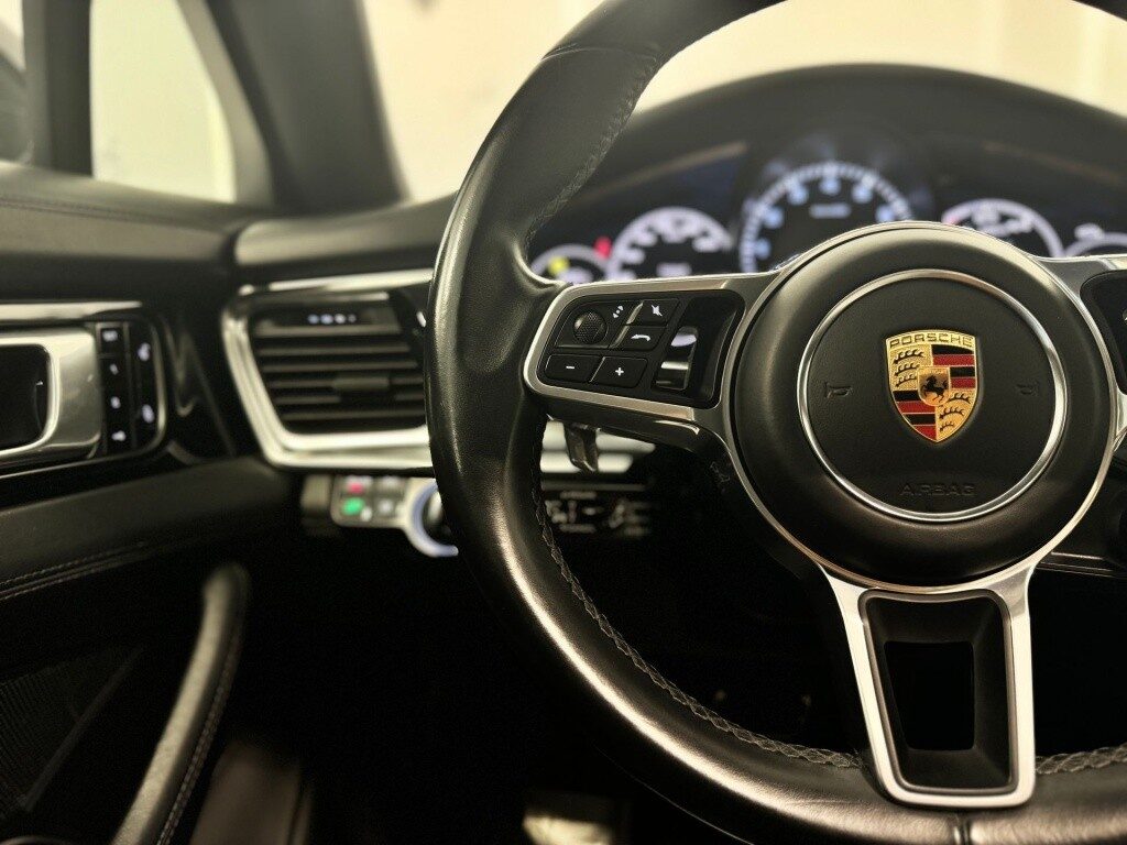 Porsche panamera 4 e-hybrid sport turismo