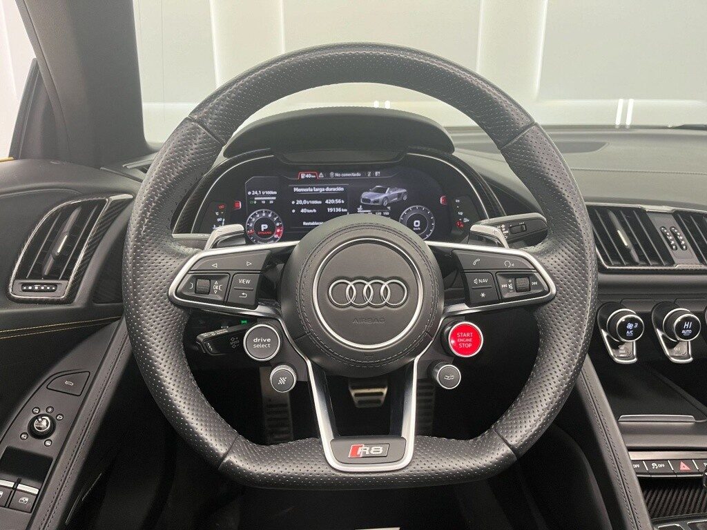 Audi r8 spyder 5.2 fsi v10 plus quattro s-tronic