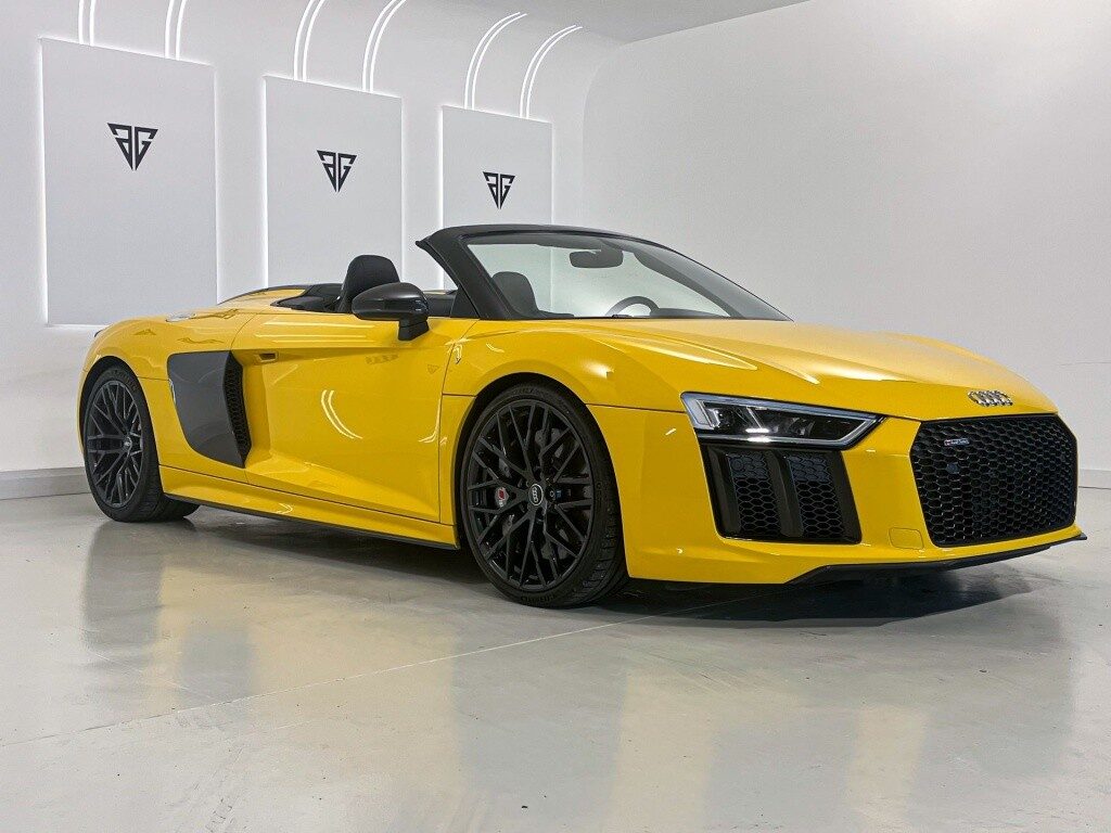 Audi r8 spyder 5.2 fsi v10 plus quattro s-tronic