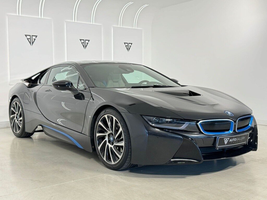 Bmw i8