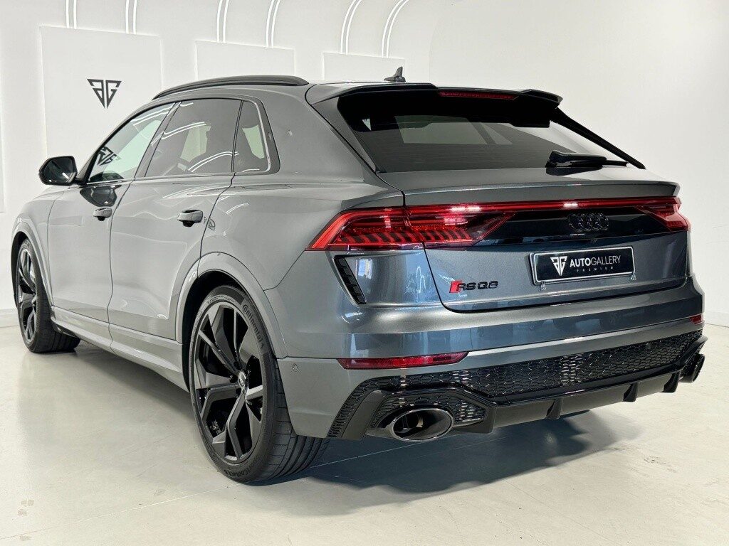 Audi q8 rs tfsi quattro tiptronic