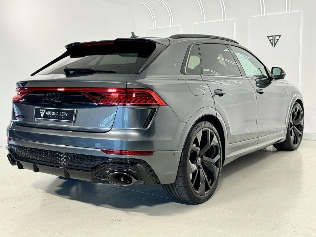 Audi q8 rs tfsi quattro tiptronic