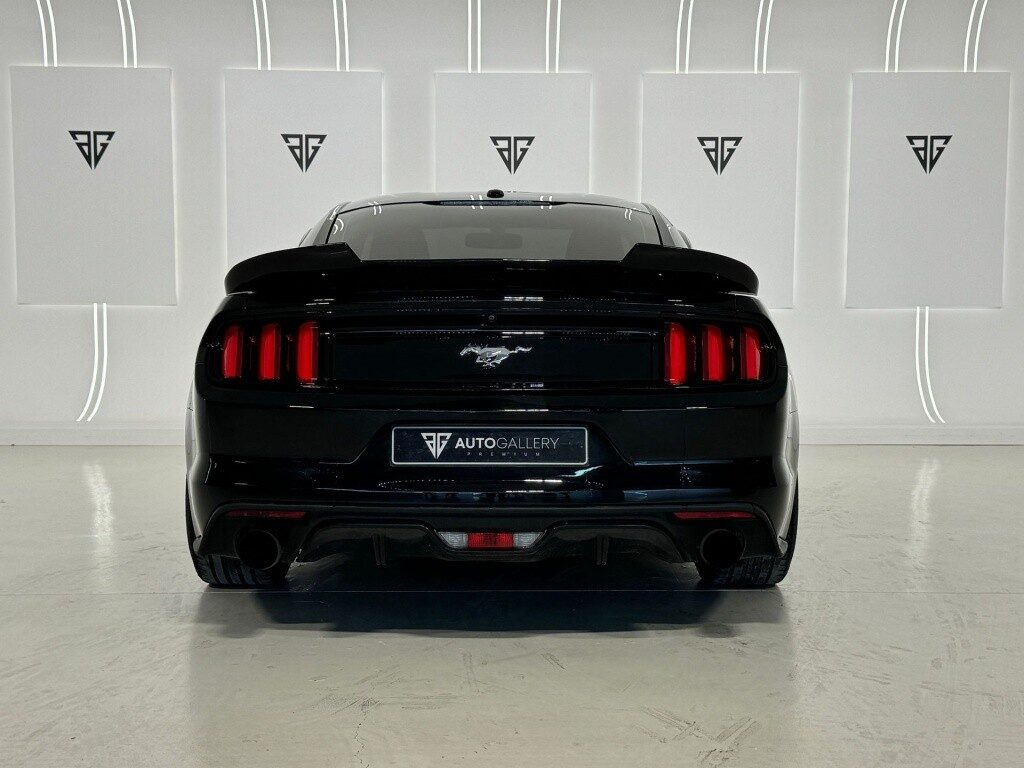 Ford mustang fastback 2.3 ecoboost aut.