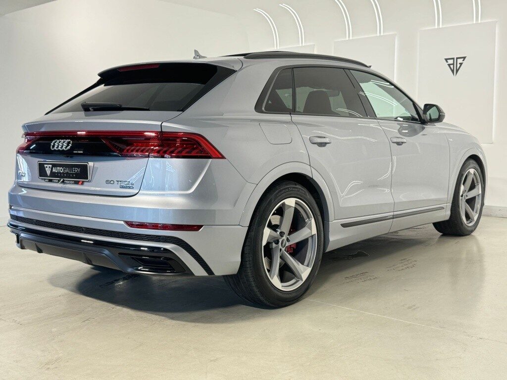 Audi q8 60 tfsie s line plus quattro