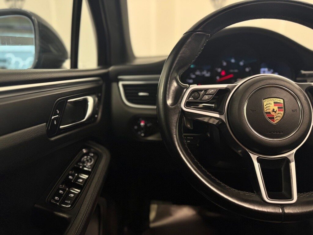 Porsche macan aut.