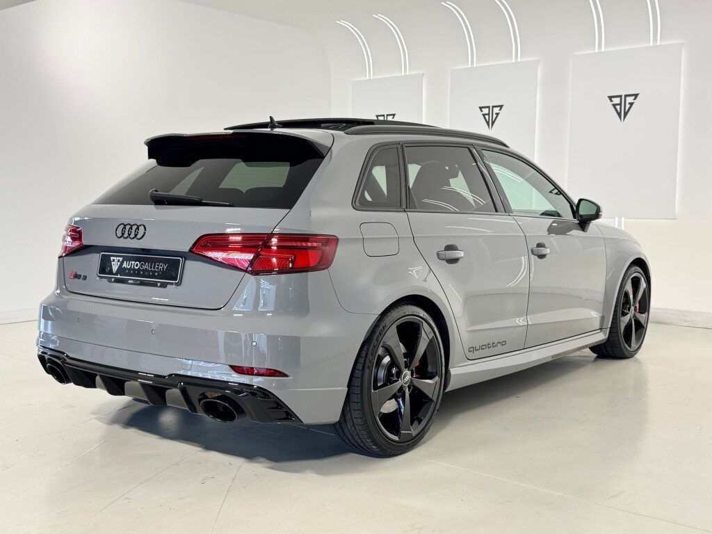 Audi a3 rs3 sportback quattro s tronic 294kw