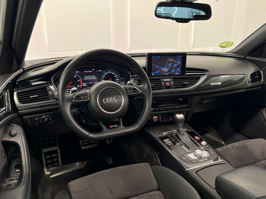 Audi a6 rs 6 avant 4.0 tfsi performance q. tip.