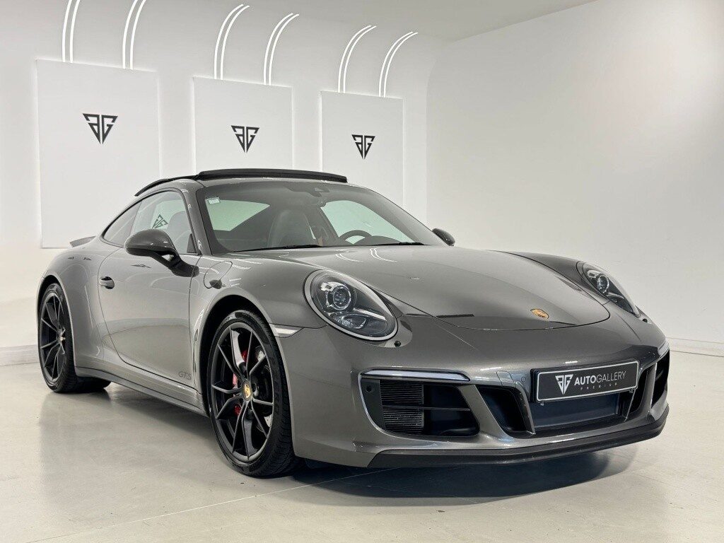 Porsche 911 carrera 4 gts coupé pdk