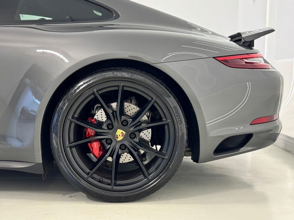 Porsche 911 carrera 4 gts coupé pdk