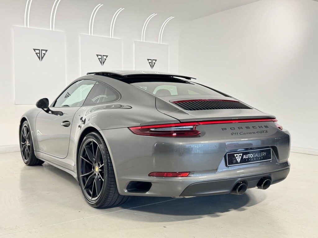 Porsche 911 carrera 4 gts coupé pdk