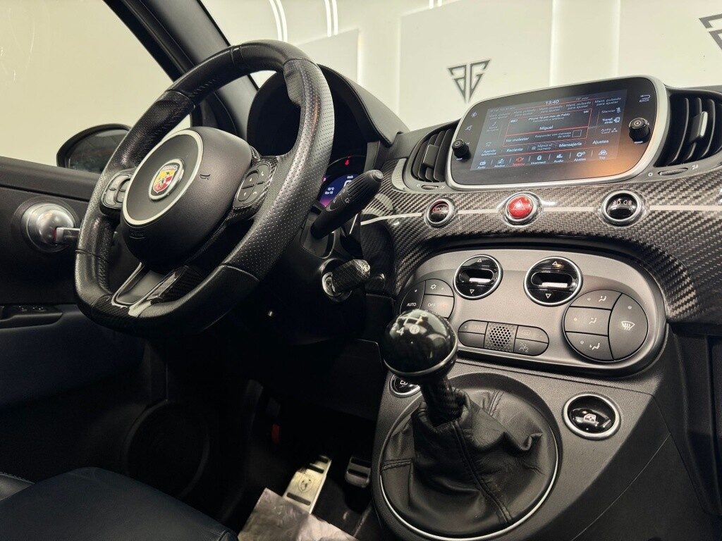 Abarth 595 695 1.4t jet rivale 132kw