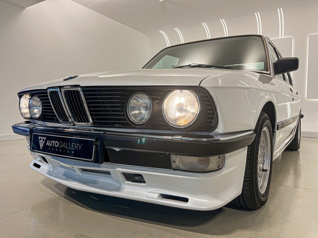 Bmw serie 5 525i