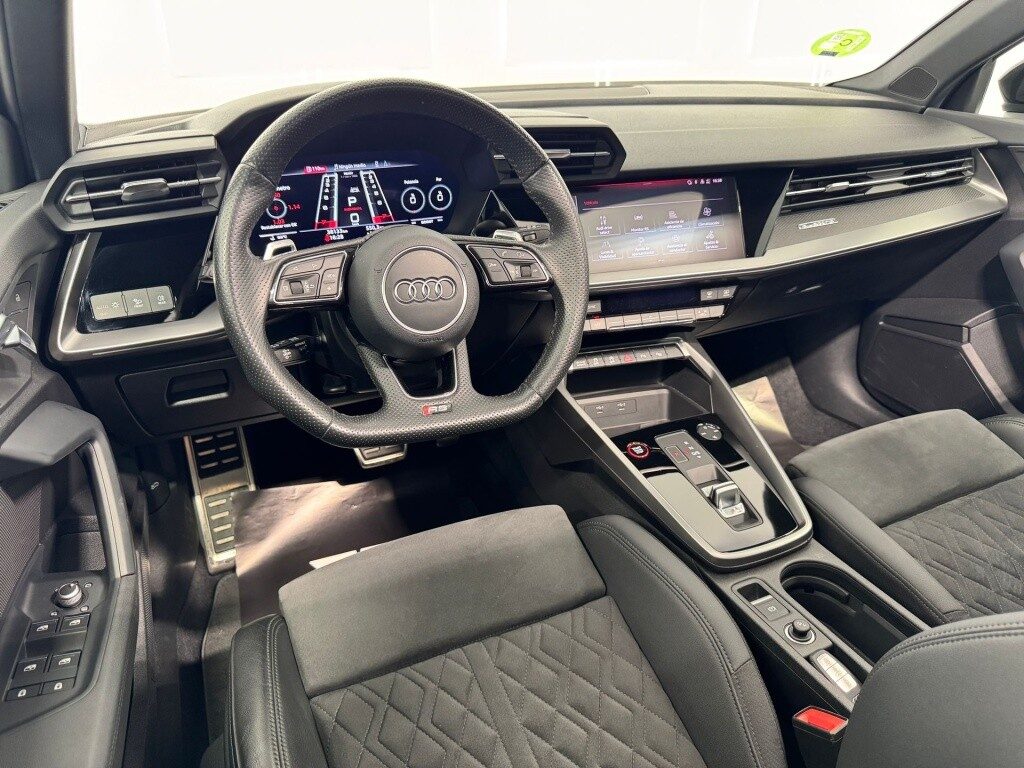 Audi a3 rs3 sportback quattro s tronic 294kw