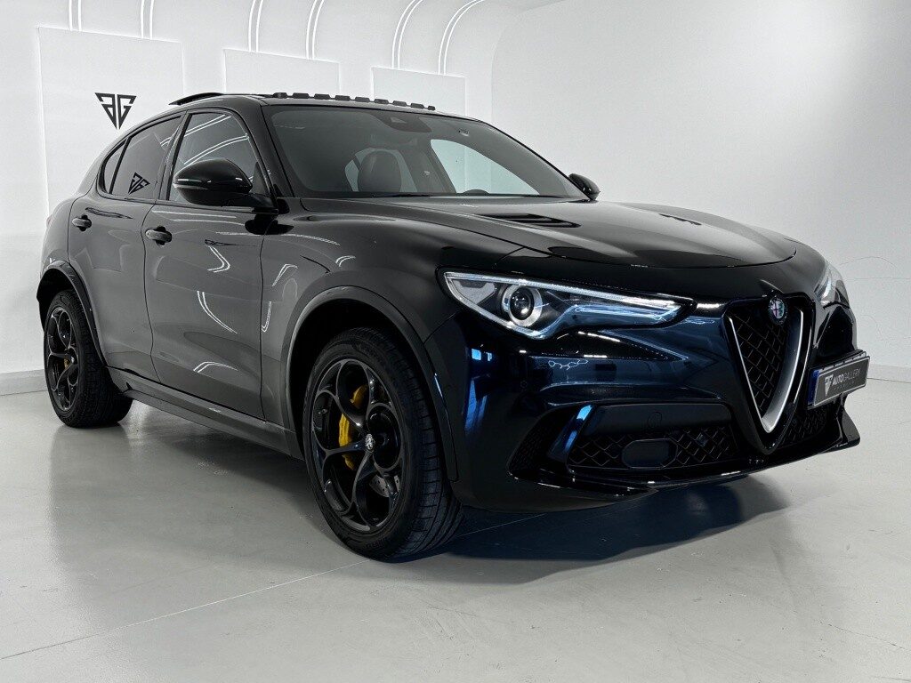 Alfa romeo stelvio 2.9 bi-turbo q4 quadrifoglio at8