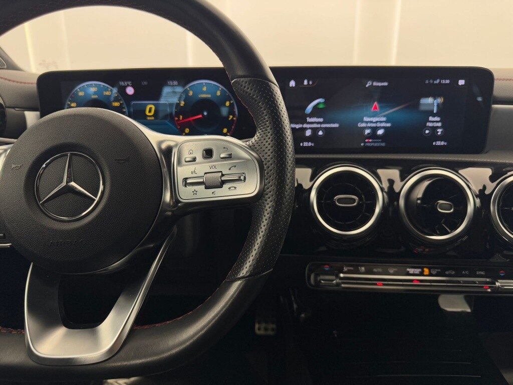 Mercedes-benz clase cla 180 7g-dct