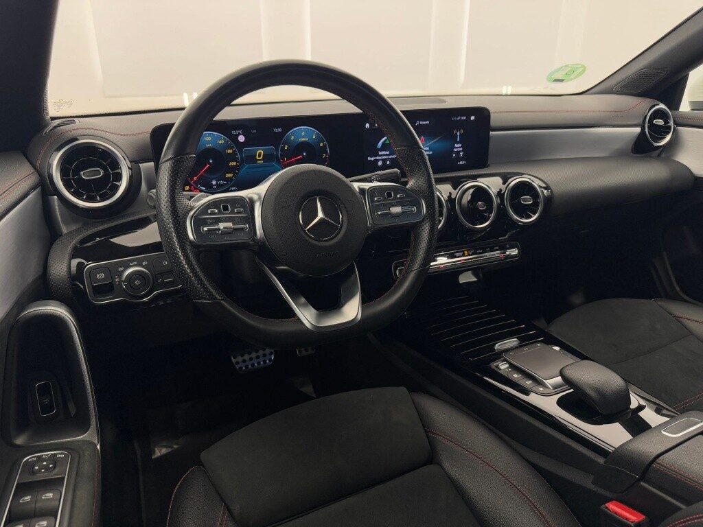 Mercedes-benz clase cla 180 7g-dct