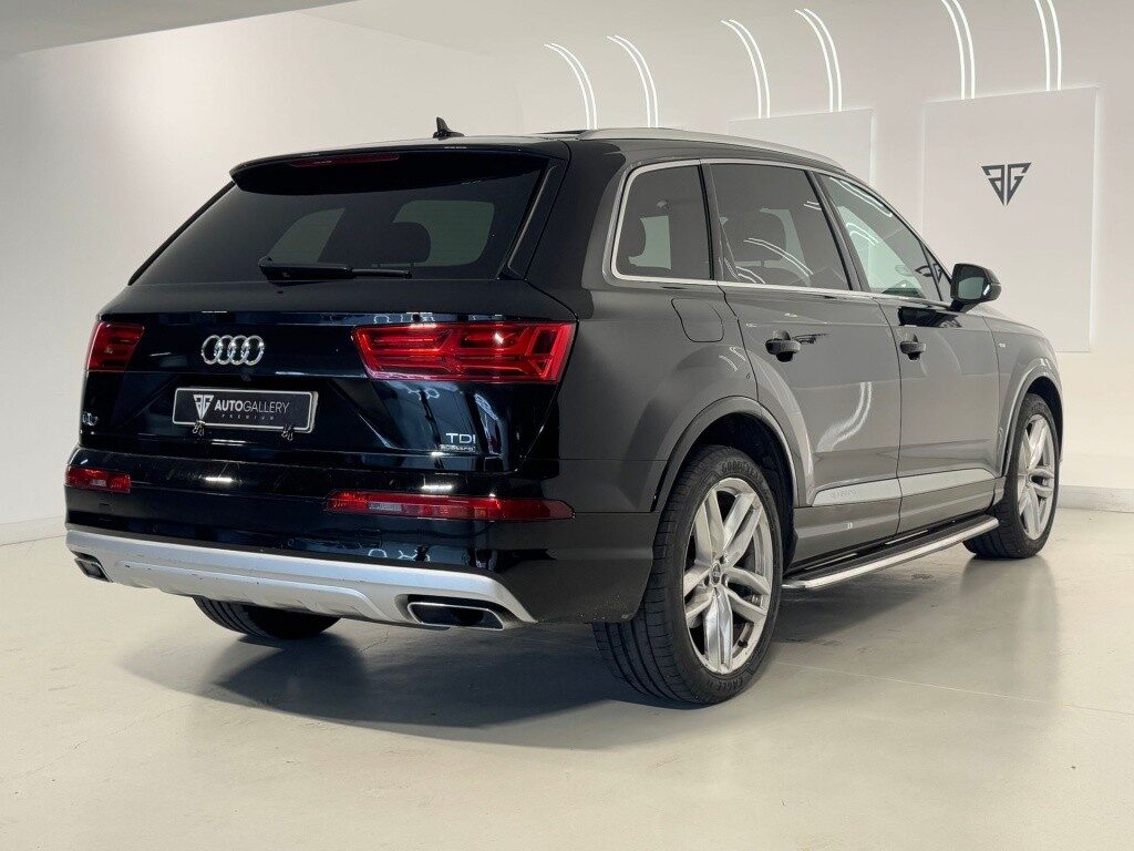 Audi q7 3.0tdi sport quattro tiptronic 200kw