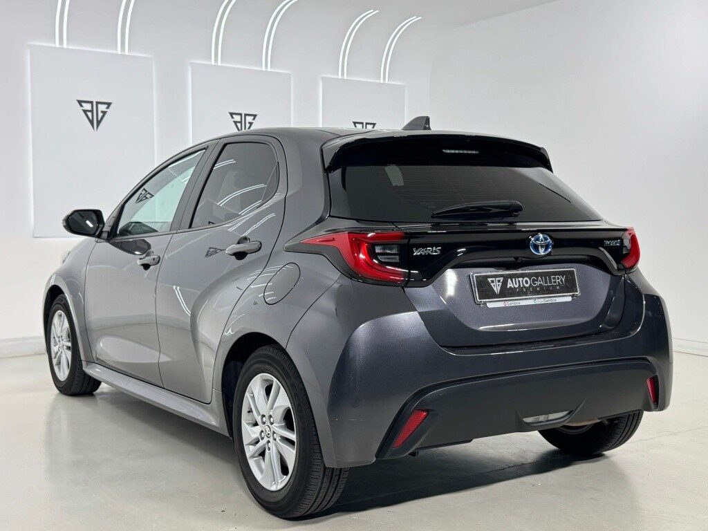 TOYOTA Yaris 120H 1.5 Active Tech