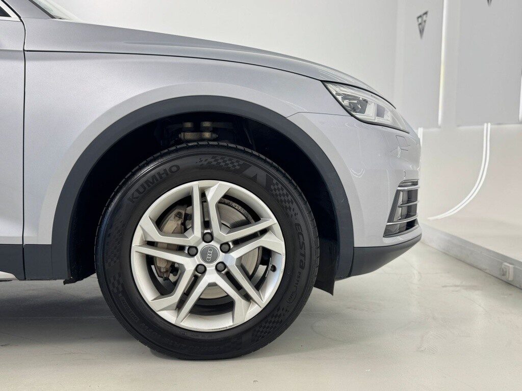 AUDI Q5 2.0TDI quattro-ultra S tronic 120kW