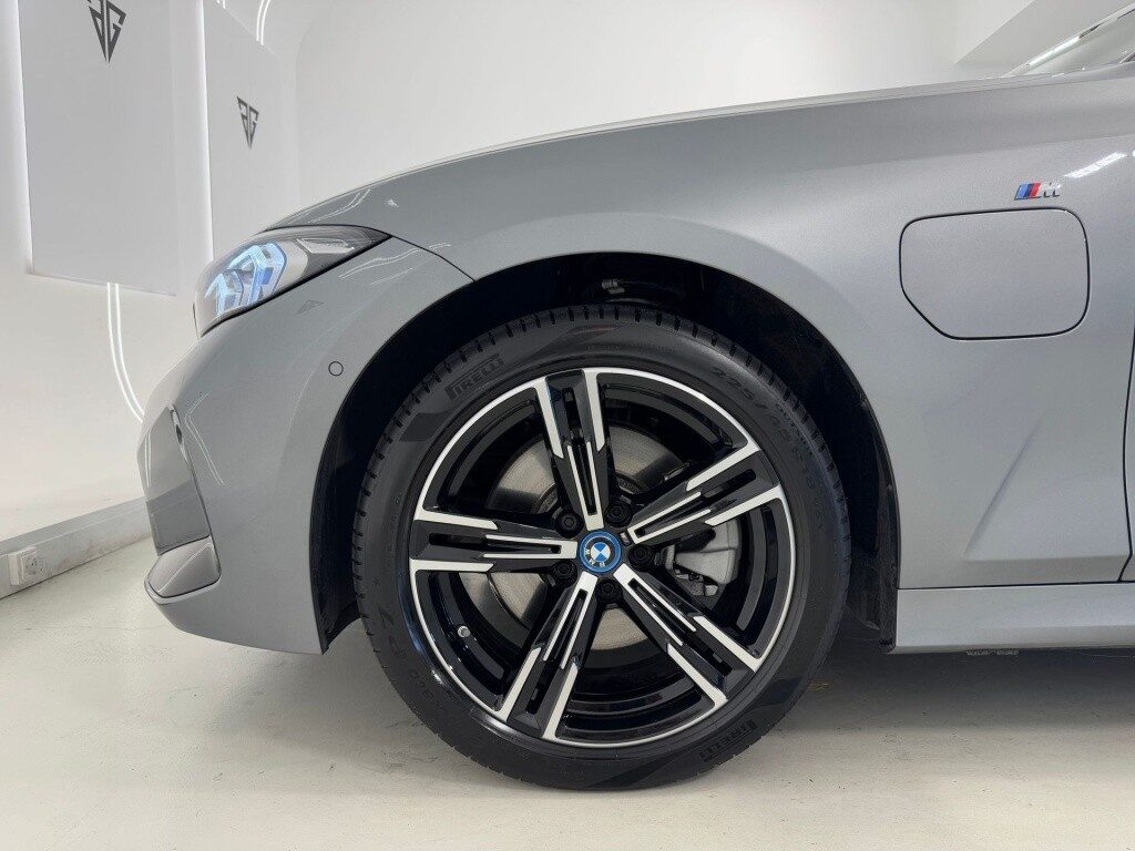 BMW Serie 3 330e M Sport