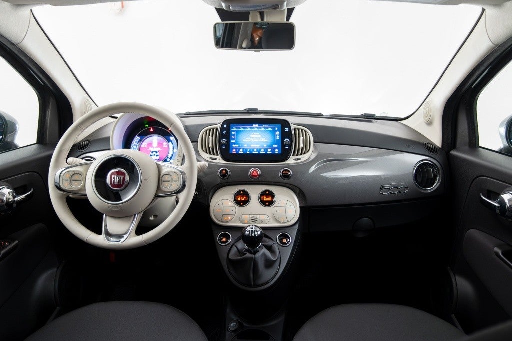 FIAT 500 1.0 Hybrid Dolcevita 52kW