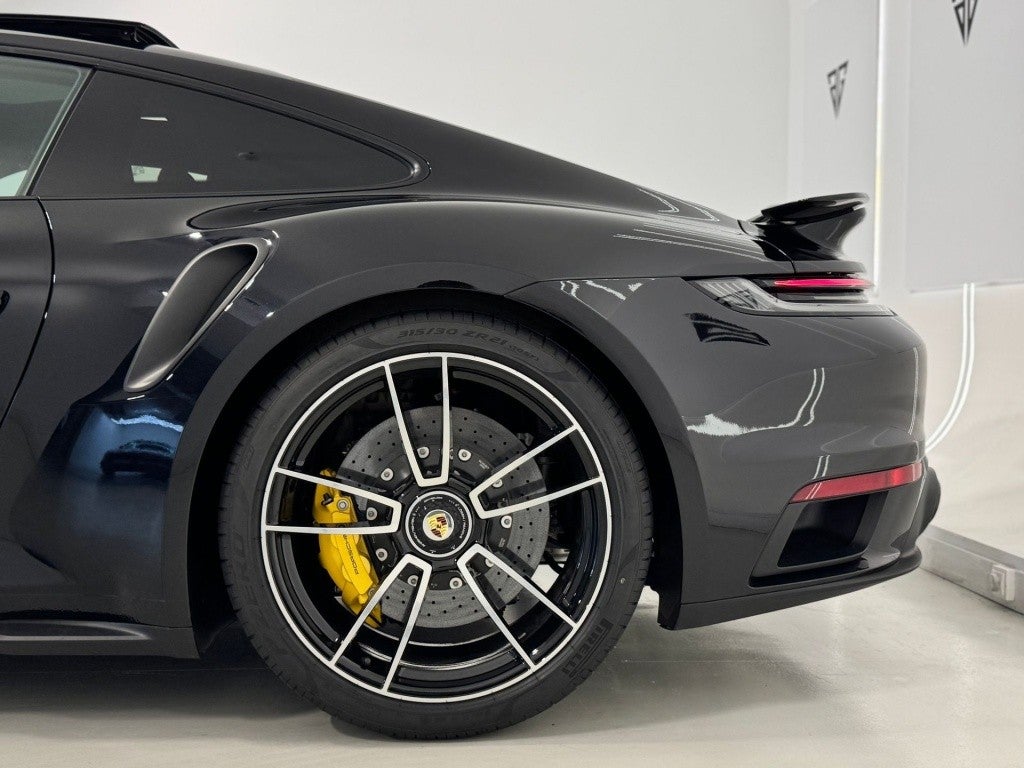 PORSCHE 911 Turbo S Coupé PDK